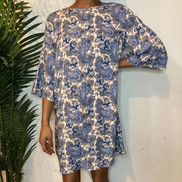 By H&amp;M Blue And Beige Printed Dress - Picture 3 of 10